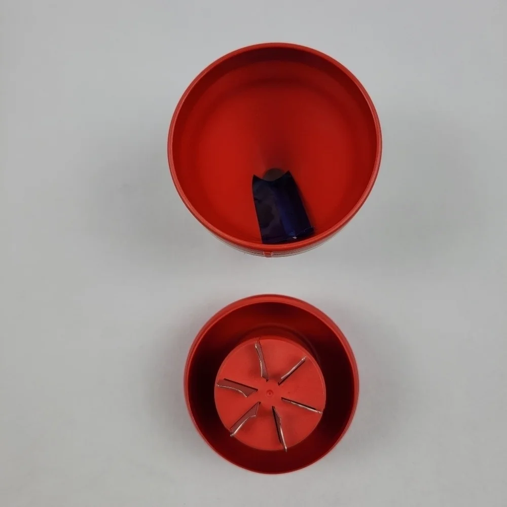 NWT Tupperware‎ Handy Spiral in Chili
